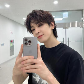 wonu Wonwoo from SEVENTEEN